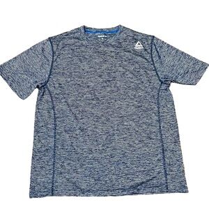 REEBOK Speedwick athletic shirt top size medium. Blue gray AirPod pocket